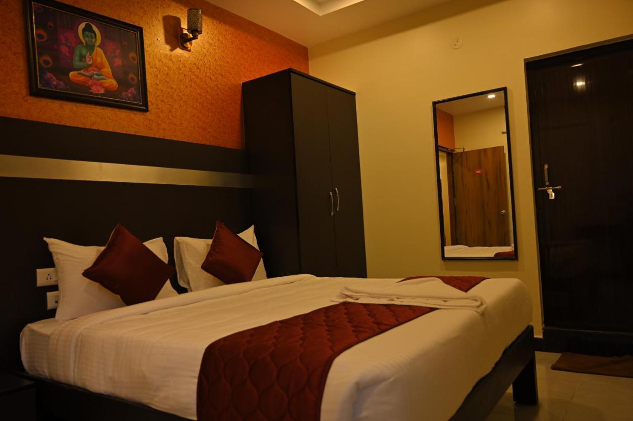 Treebo Sripadha Residency Alipiri Road Hotell Tirupati Exteriör bild